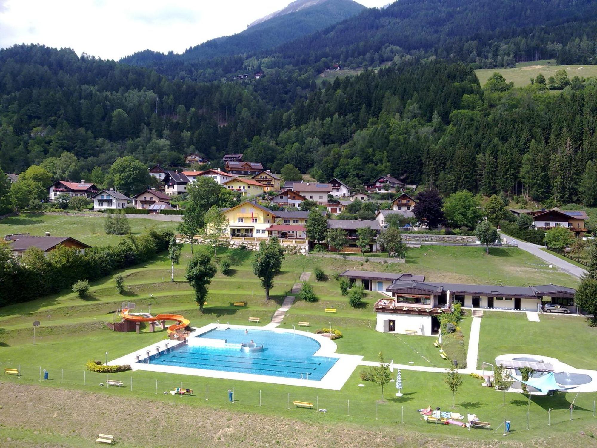 Appartementhaus Flattach Goritschnig エクステリア 写真
