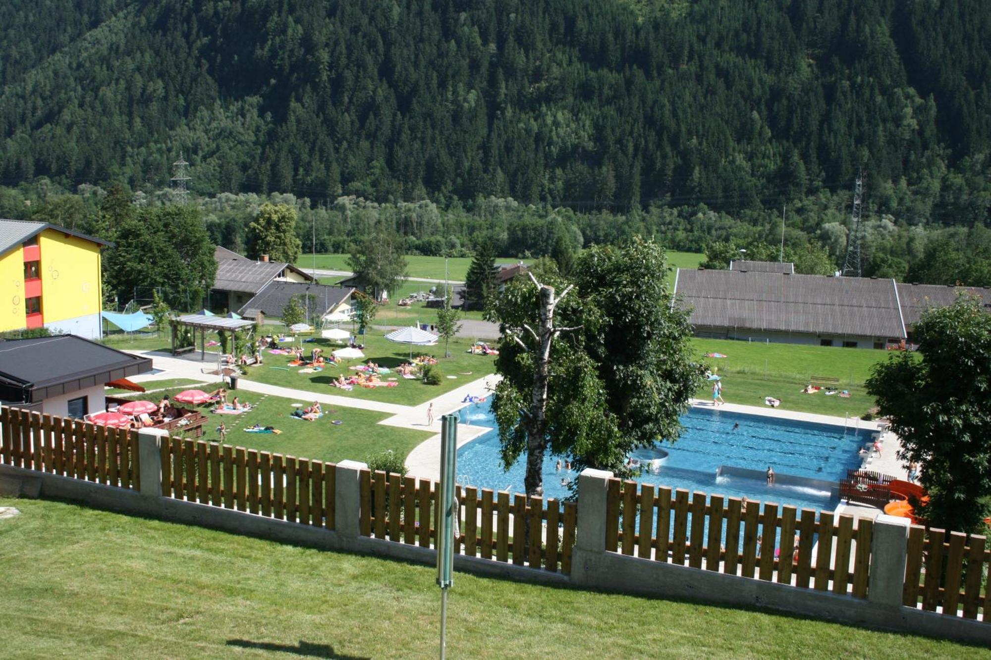 Appartementhaus Flattach Goritschnig エクステリア 写真