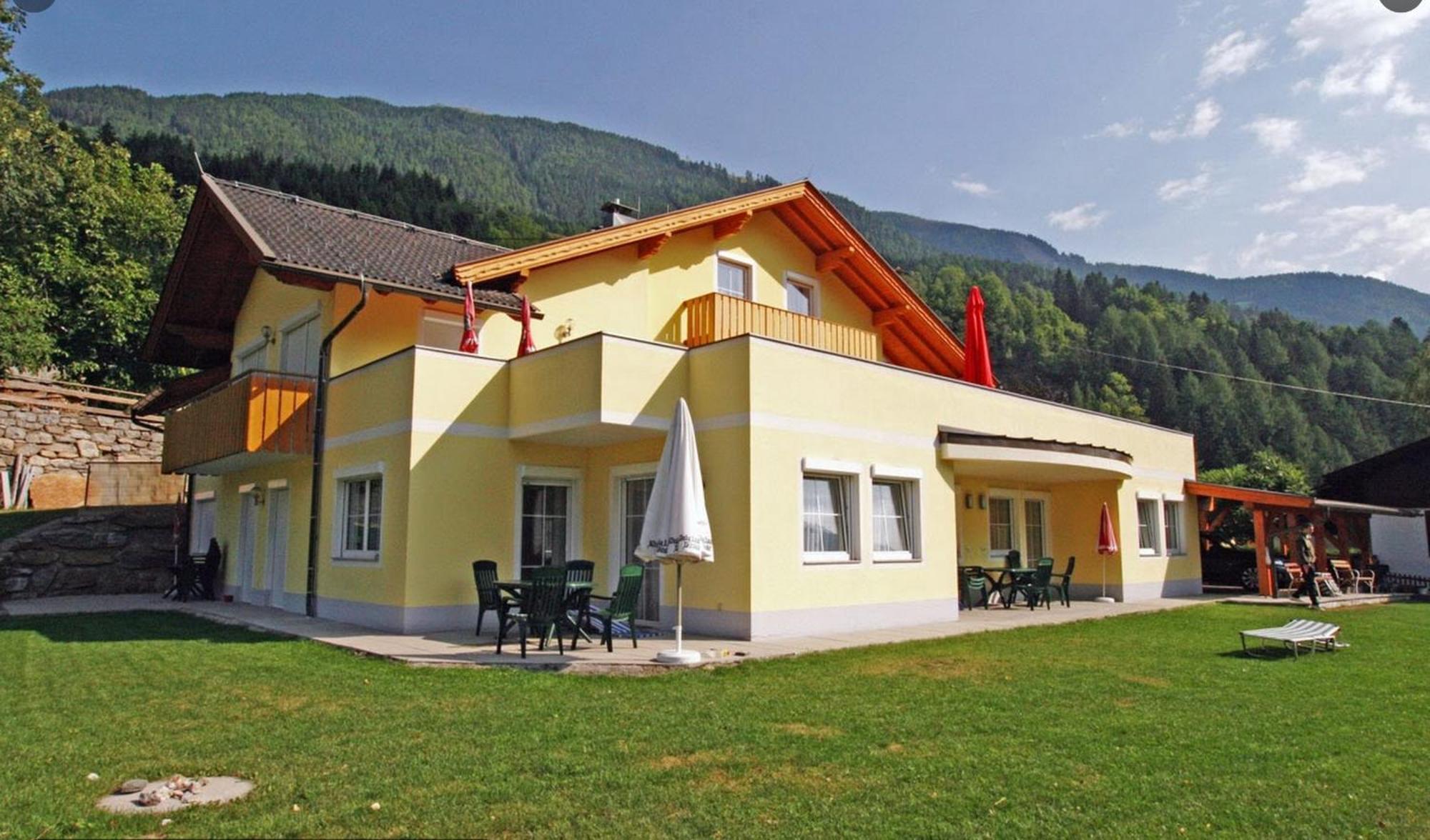 Appartementhaus Flattach Goritschnig エクステリア 写真