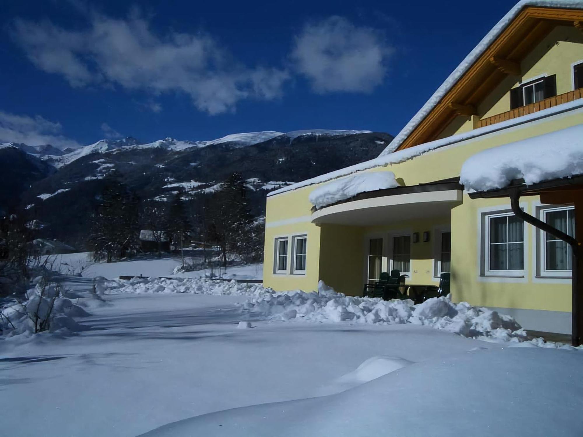 Appartementhaus Flattach Goritschnig エクステリア 写真