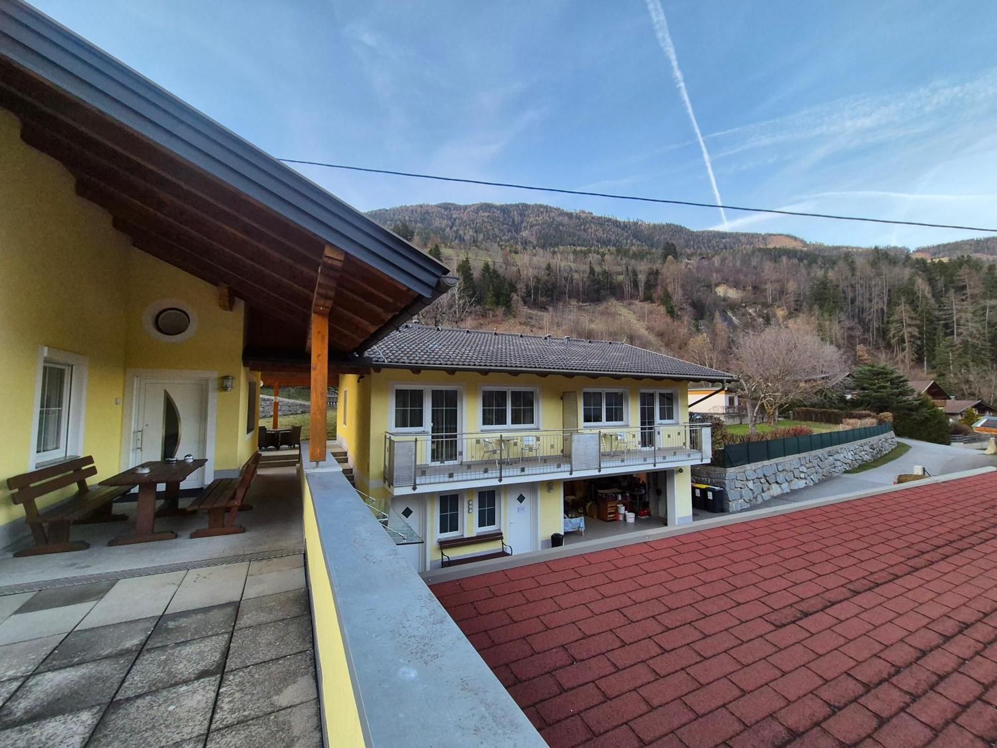 Appartementhaus Flattach Goritschnig エクステリア 写真